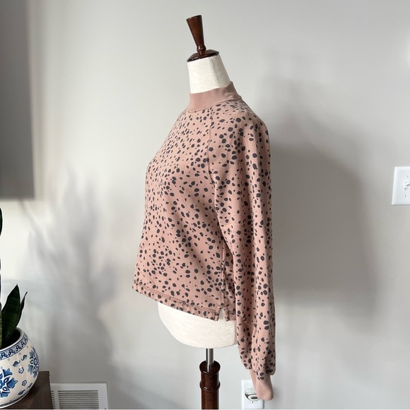 Abercrombie & Fitch Trendy Leopard High Neck Bubble Sleeve Sweatshirt - Picture 5 of 12